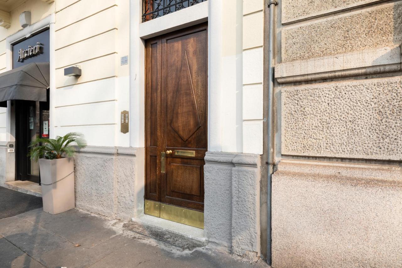 Bicocca Home - 2 Bedrooms ミラノ エクステリア 写真